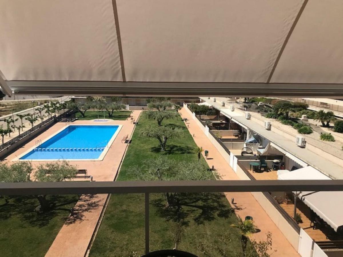 Apartamento Illa Mar Sant Carles De La Rapita Luaran gambar
